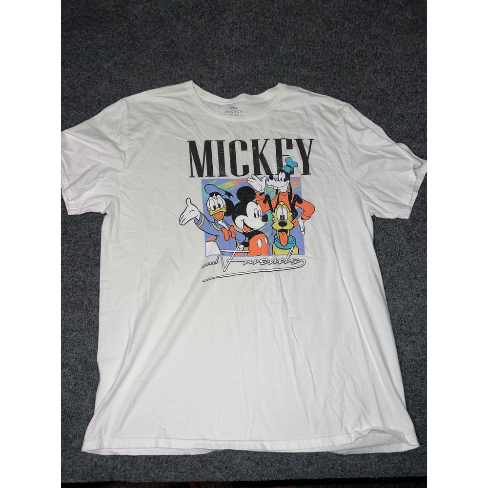 Disney Mickey and Friends Graphic T-Shirt White XL Cotton Retro Cartoon Tee